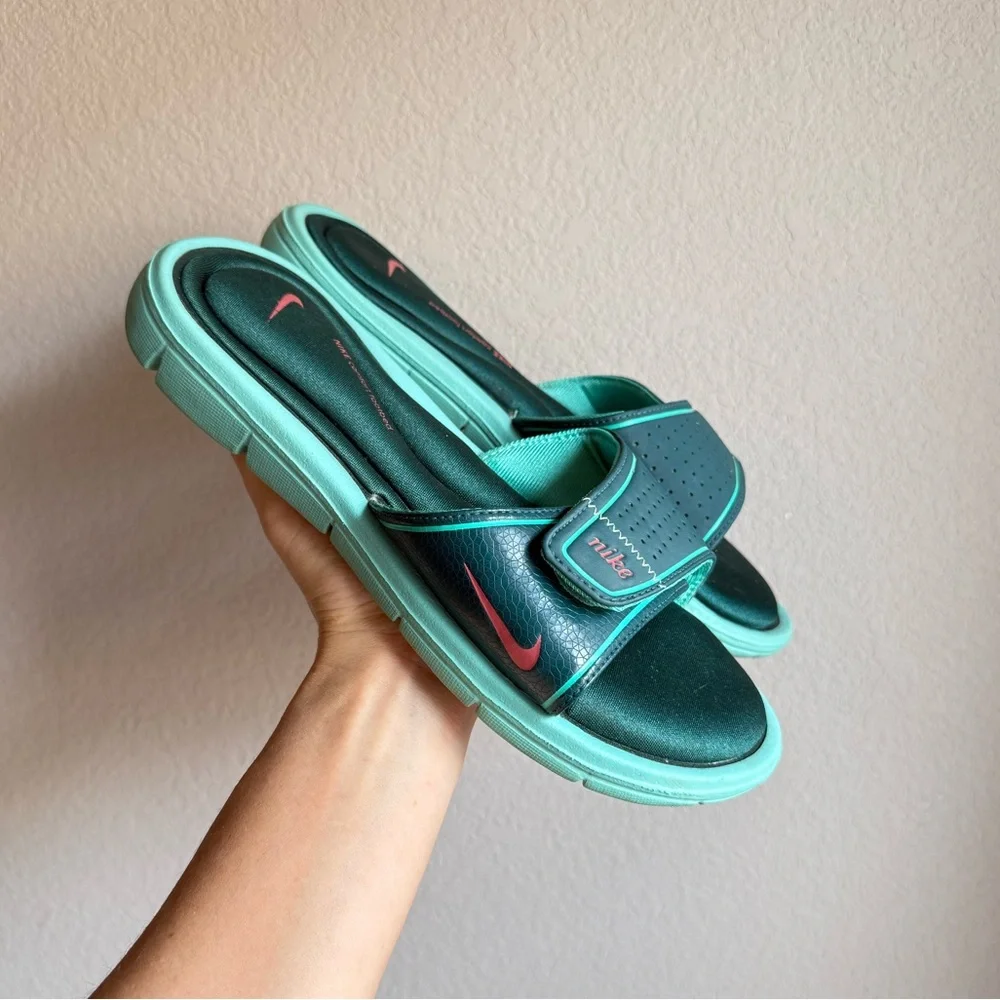 Nike Comfort Teal Slide Sandals
